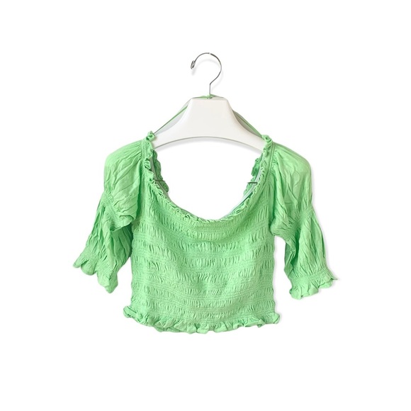 🌸New🌸 Urban Outfitters Daydreamer Smocked Pff-the-shoulder Blouse Medium - Picture 2 of 8